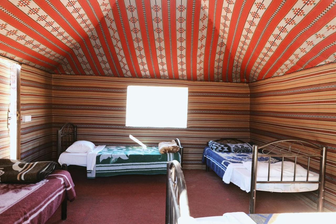 Wadi Rum Backpacker Camp ภายนอก รูปภาพ